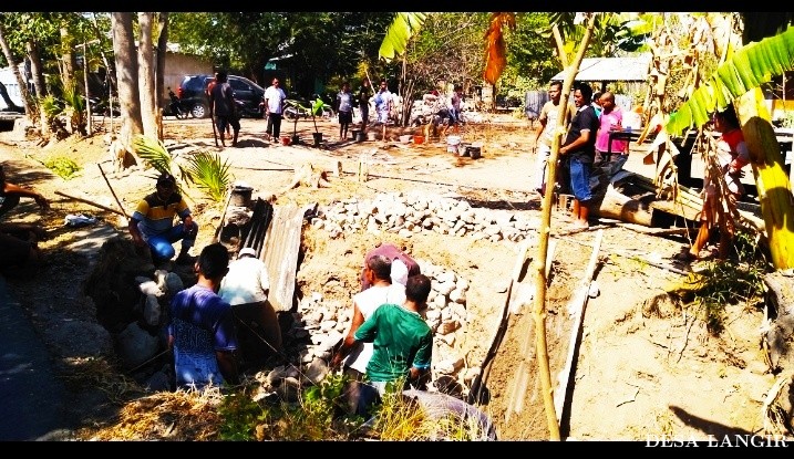 GOTONG ROYONG PERBAIKAN TURAP